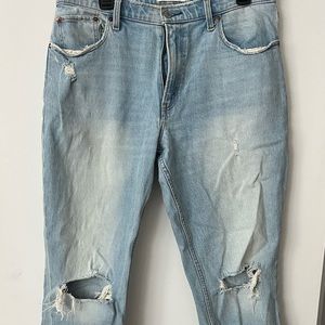 Abercrombie & Fitch High Rise Mom Jean